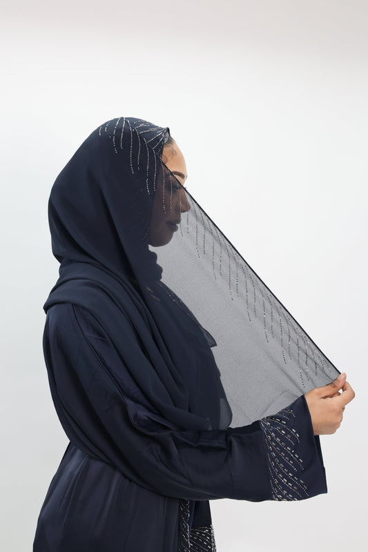 Yara Abaya in Black
